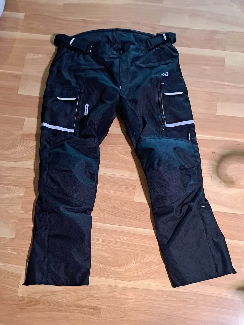 Men's Black Motorcycle Pants - Durable⁸